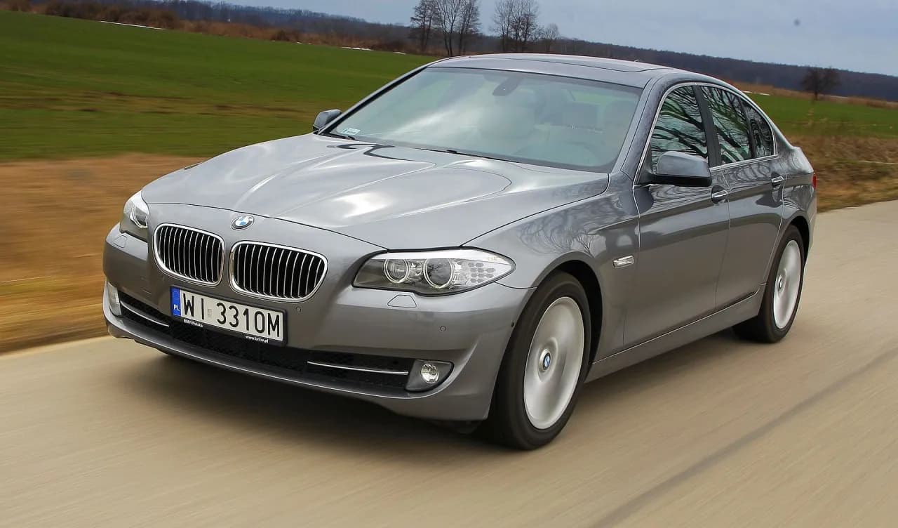 BMW Seria 5 F10 - specyfikacje, zalety i wady, które warto znać
