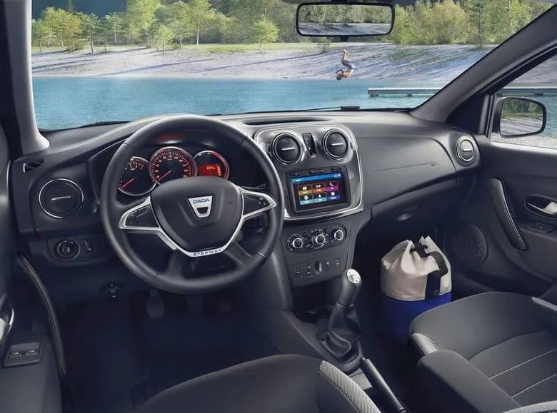 Dacia Sandero: Wnętrze i wersje używane, które są warte uwagi