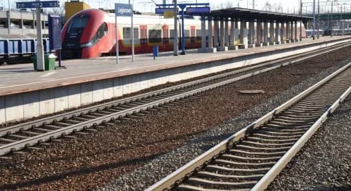 SP 220 i SP 215 – Co warto wiedzieć o lokalizacjach Warszawy i Wieliszewa?