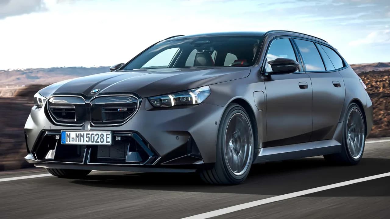 BMW M5 Touring – wyjątkowe połączenie sportowych osiągów i funkcjonalności
