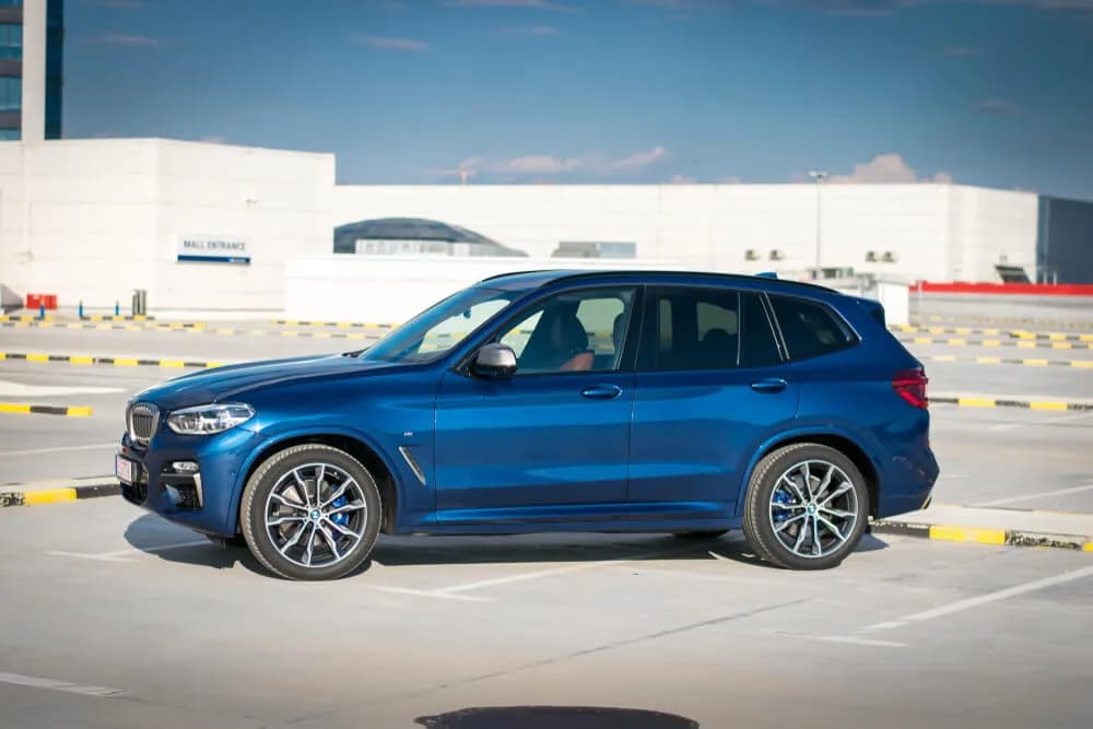 BMW X3 opinie: co mówią użytkownicy o tym popularnym SUVie?