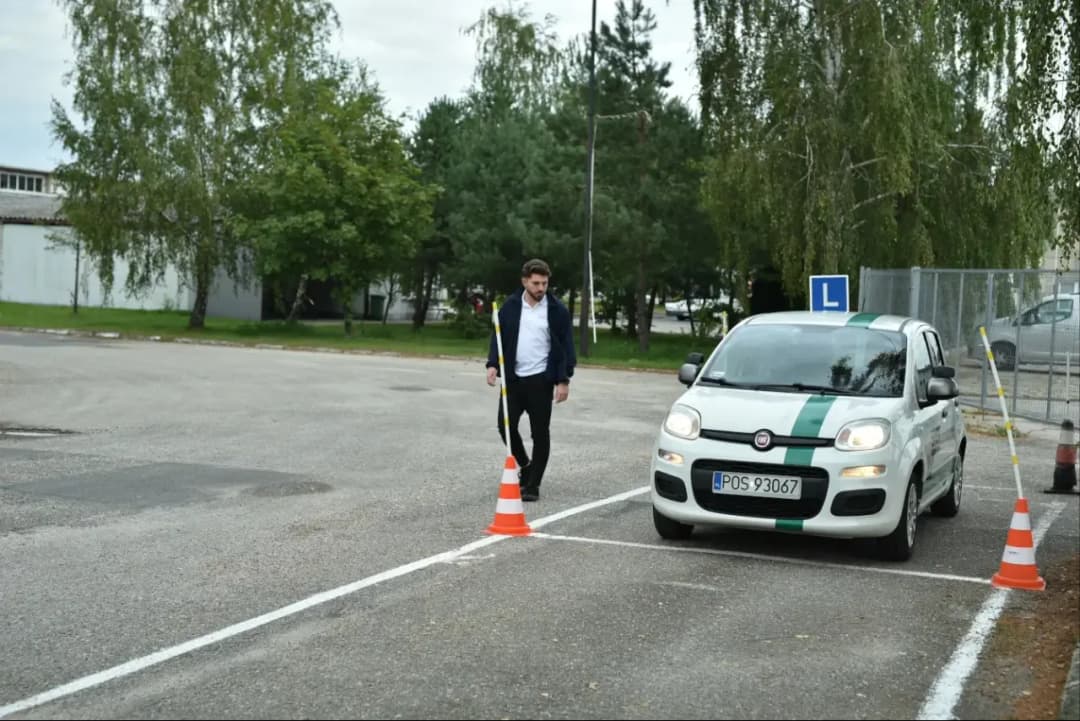 Ile trzeba mieć punktów, żeby zdać prawo jazdy? Ważne informacje i porady