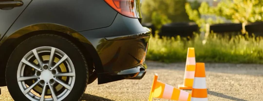 Jak zrobić łuk prawo jazdy - kluczowe zasady i najczęstsze błędy do uniknięcia