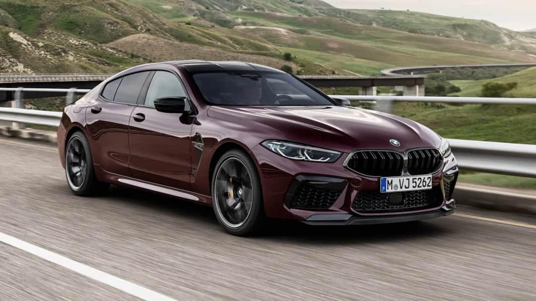 BMW M8 Gran Coupé: niezwykłe osiągi i luksus, który Cię zachwyci