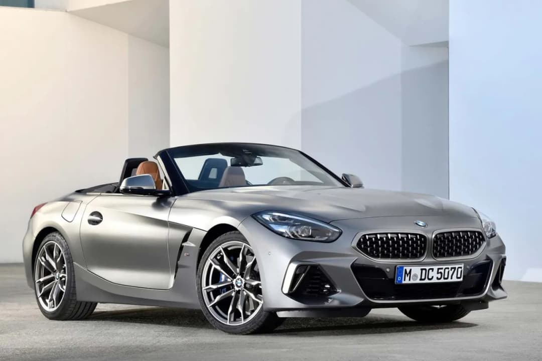 BMW Z4 Cabrio – informacje o osiągach, silnikach i zaletach modelu