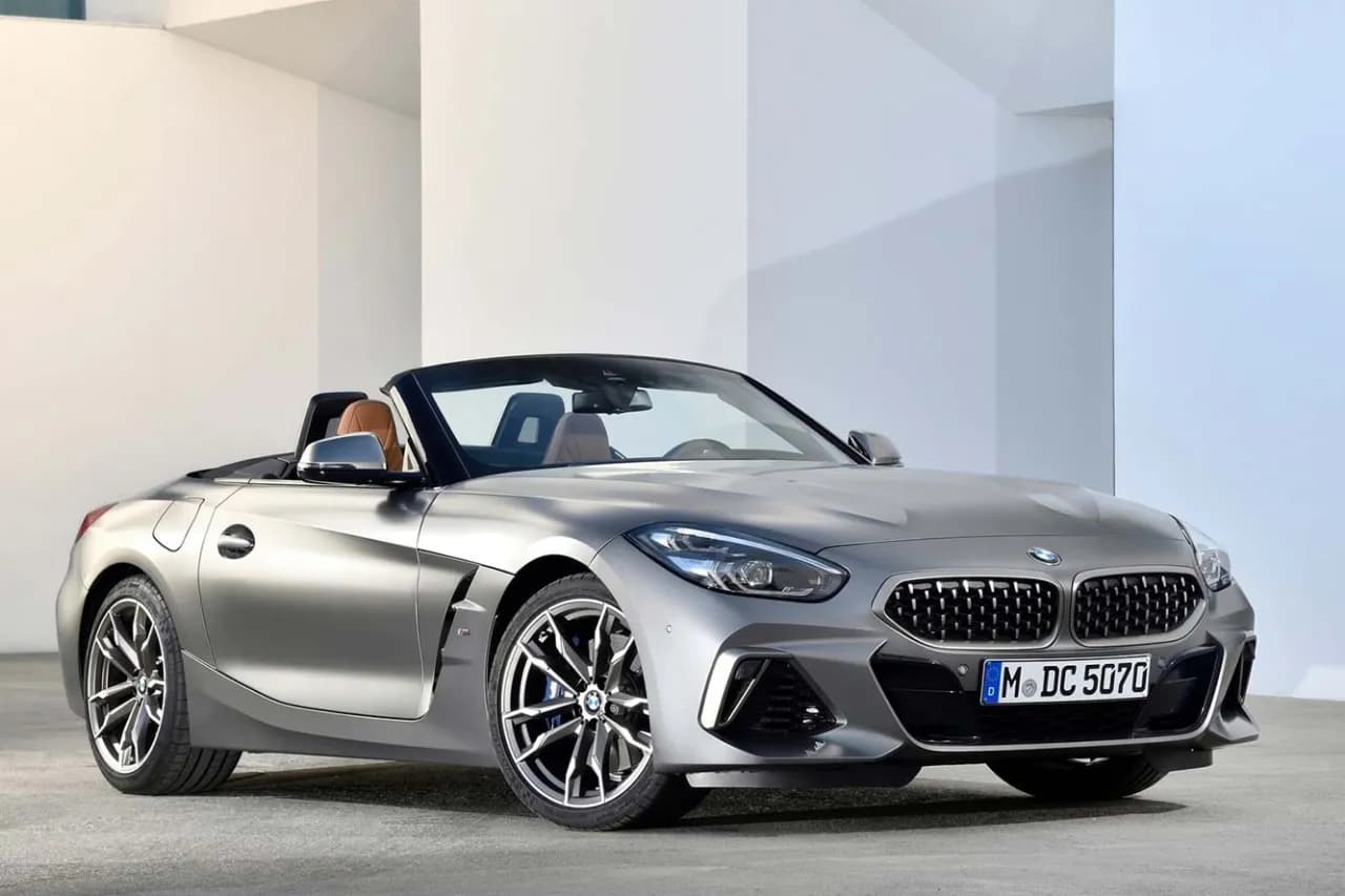 BMW Z4 Cabrio – informacje o osiągach, silnikach i zaletach modelu