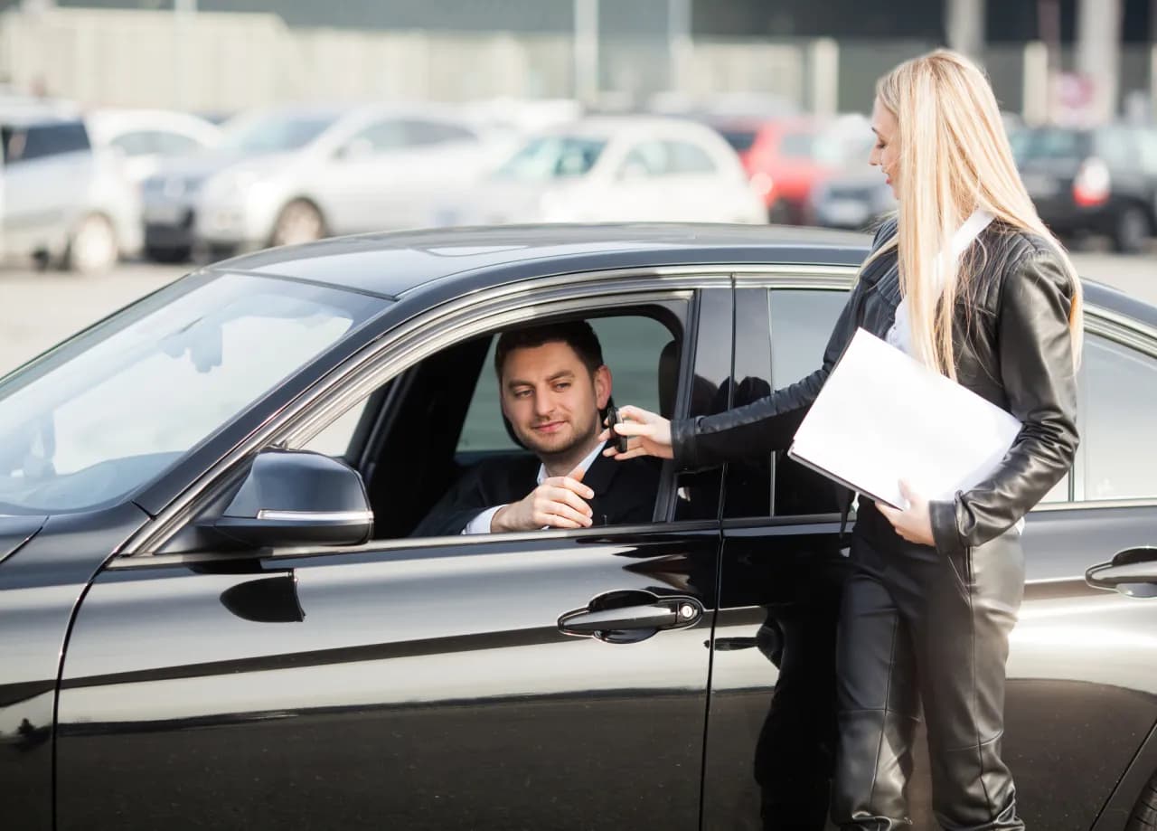 Top 5 mitów o samochodach poleasingowych – obalanie stereotypów