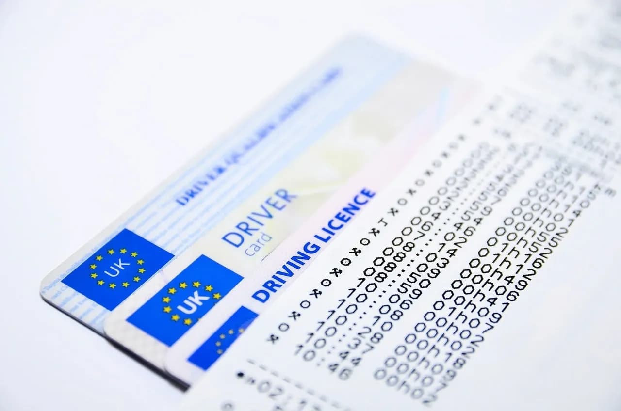 Ile lat trzeba mieć na prawo jazdy? Sprawdź wymagania wiekowe