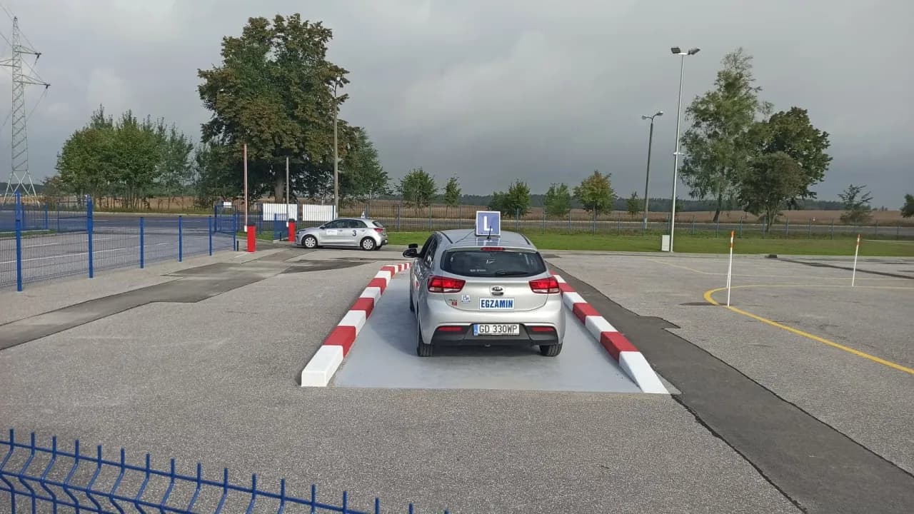 Egzamin na prawo jazdy w Chojnicach: Wszystko, co musisz wiedzieć
