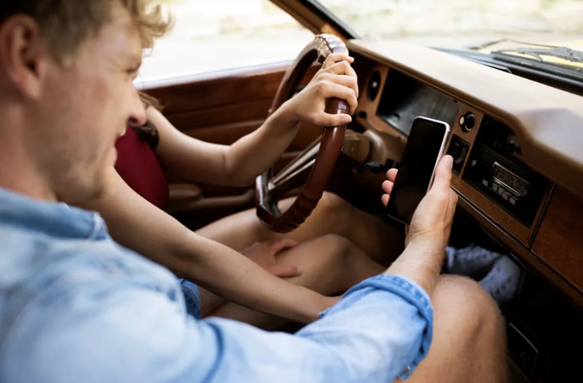 Road Trips i Rozrywka Online: Jak kierowcy grają w drodze bez ryzyka