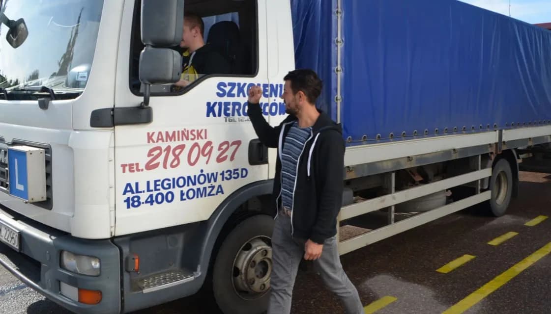 Darmowy kurs na instruktora nauki jazdy: Jak zdobyć uprawnienia