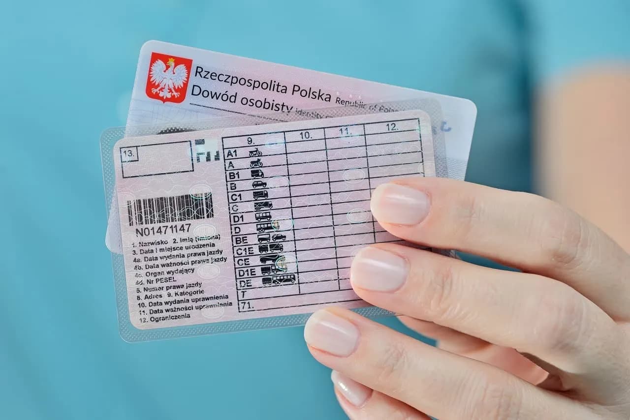 Co po zdaniu egzaminu na prawo jazdy? Ważne kroki, opłaty i czas oczekiwania