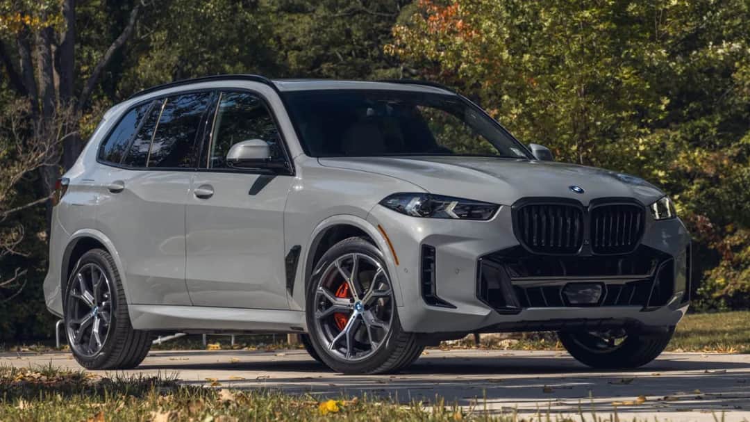 BMW X5 M – potężny SUV sportowy, który zmieni Twoje jazdy na zawsze